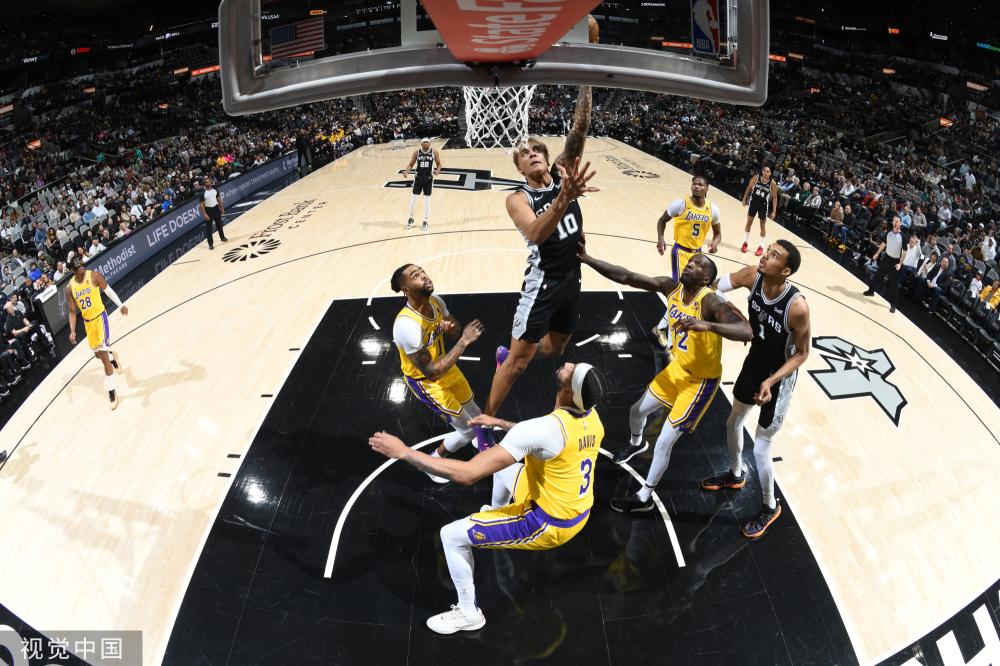 靠巴黎明星 靠巴黎明星